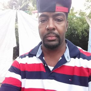 Meet your Posher, Devin